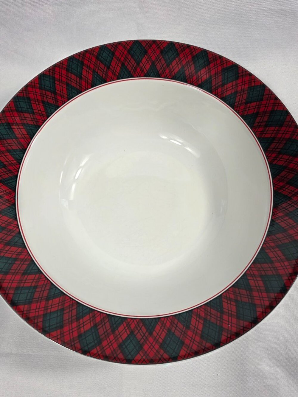 Sasaki Tartan Plaid 9 Inch Serving Bowl White with Red & Green Plaid Border